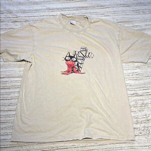 Trigun - Beige Graphic T-Shirt
